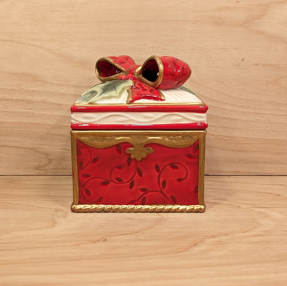 Fritz And Floyd Yuletide Traditions Holiday Red & Gold Ceramic Gift Box